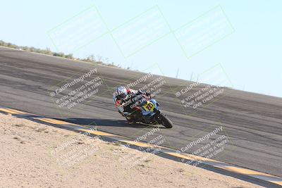 media/Nov-17-2024-CVMA (Sun) [[1fec520723]]/Race 11-Amateur Supersport Open/